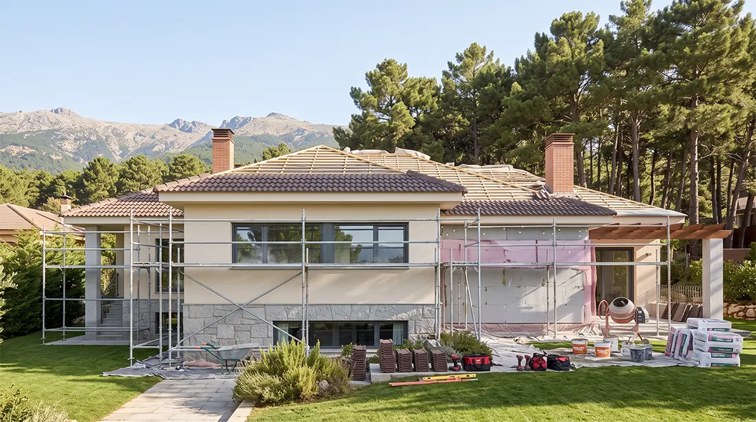 rehabilitación de cubierta y fachada en chalet de la sierra de Madrid